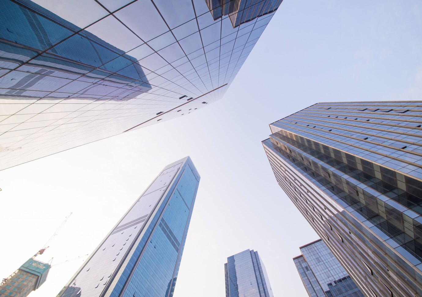 outdoors-blue-rise-financial-building_1112-958.jpg